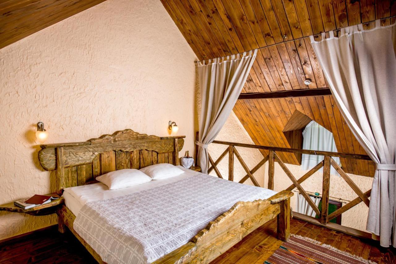 Drevny Grad Park-Hotel Lviv Exterior photo